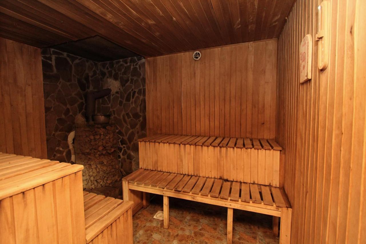 Complex "Shum Lisu" Lägenhet Tatariv Exteriör bild