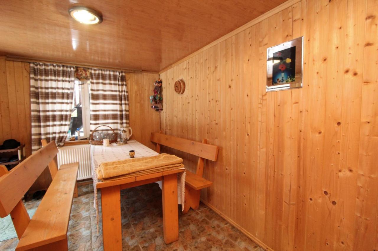 Complex "Shum Lisu" Lägenhet Tatariv Exteriör bild
